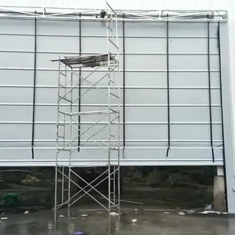 Automatic fast stacking door